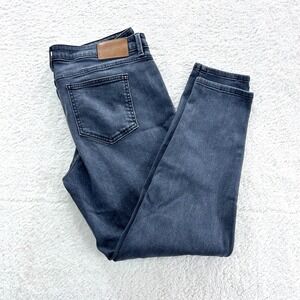 La Fayette 148 New York  Jean Women's  33 Grey Mercer Straight  Made In USA